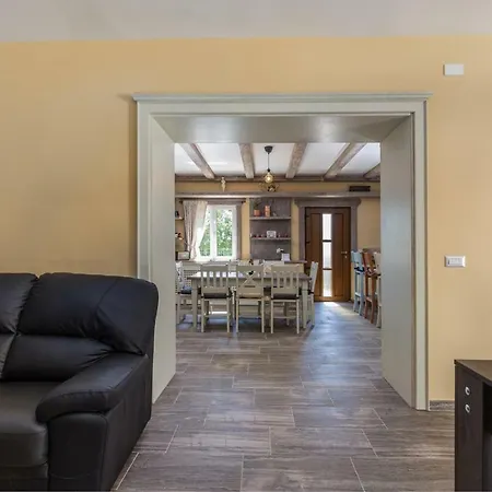 Villa Loki Luxury In Tradition Lasci