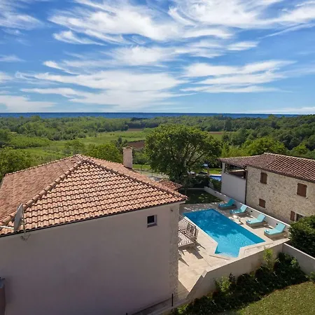 Loki Luxury In Tradition Lasci