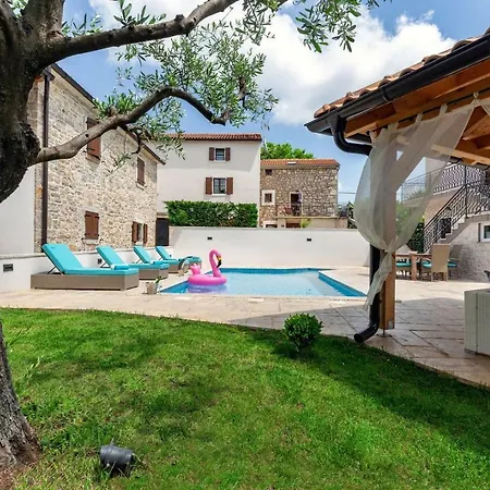 Loki Luxury In Tradition Villa *