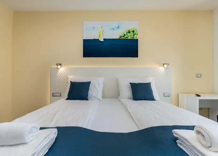 Loki Luxury In Tradition *