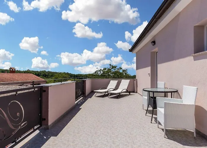 Loki Luxury In Tradition Villa