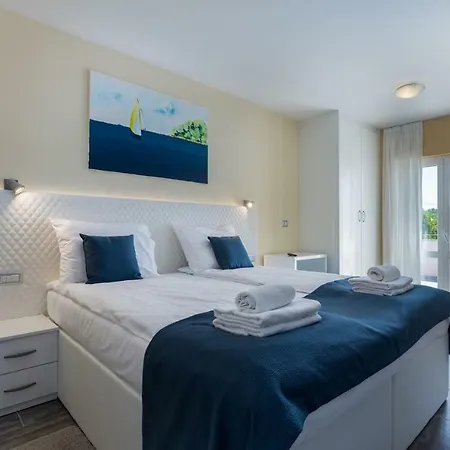 Loki Luxury In Tradition Villa