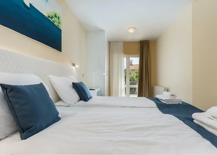 Loki Luxury In Tradition Lasci